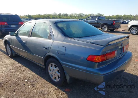 2001 Toyota Camry Le V6 из США, поврежденный, VIN JT2BF22KX10302357